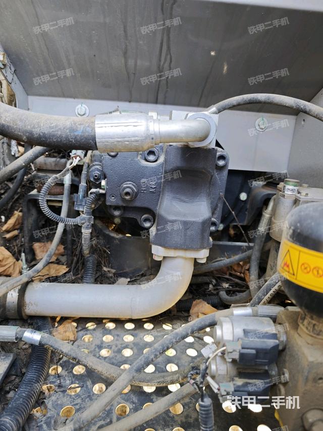 液壓泵室（大件艙室）