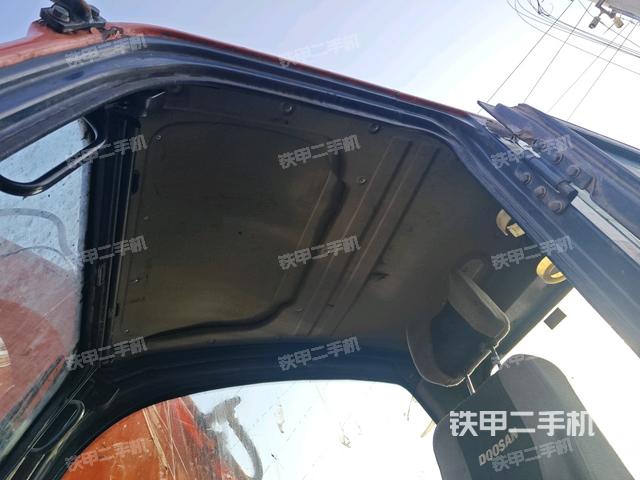 顶棚整体（驾驶室部分）