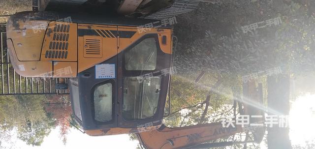 三一重工SY75C挖掘机