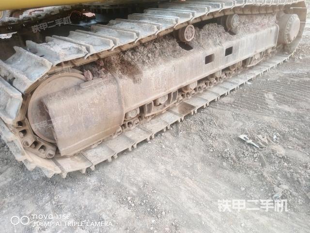 左侧履带整体 （行走机构）