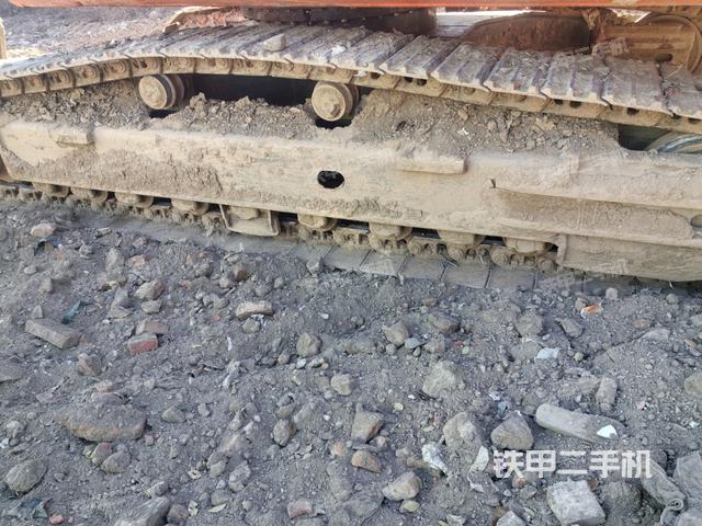 单侧履带整体（整机外观）