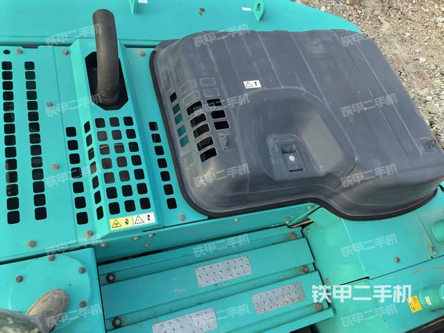 驾驶室整体（整机外观）