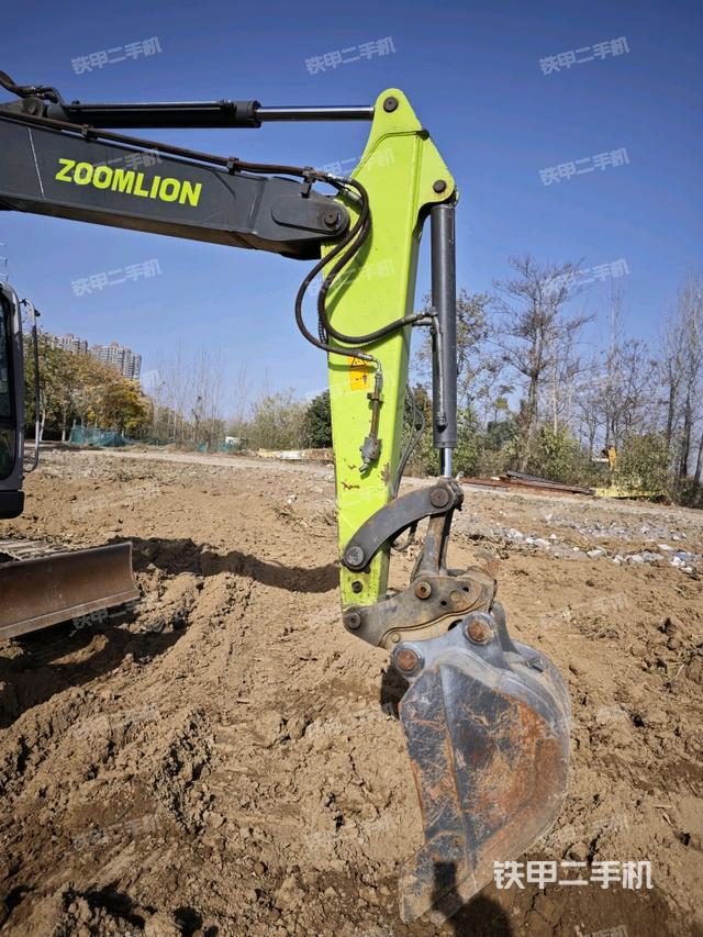 小臂整體左后（工作和回轉(zhuǎn)裝置）