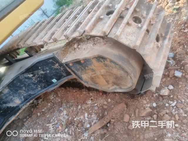 右侧行走马达盖板（行走机构）