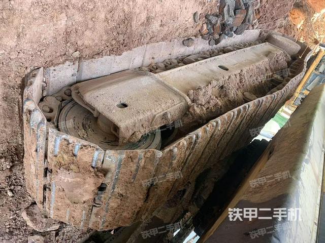 單側(cè)履帶整體（整機外觀）