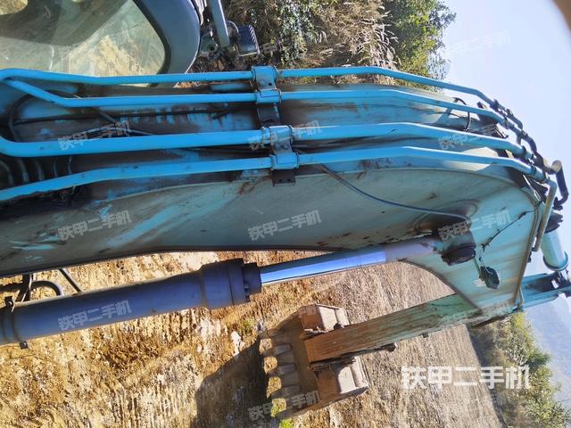 大臂整体 右侧（工作和回转装置）