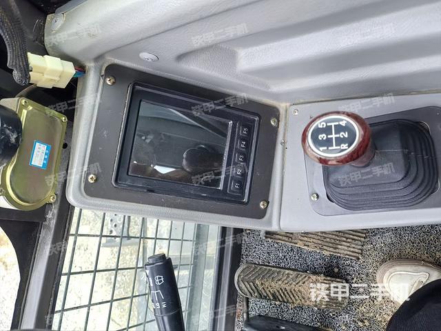 顯示屏?（駕駛室部分）