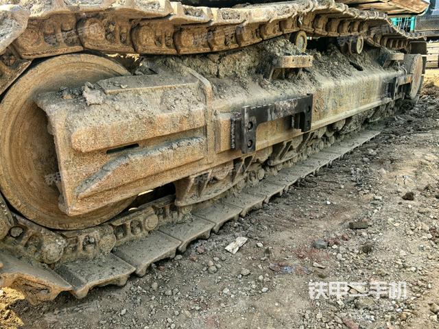 单侧履带整体（整机外观）