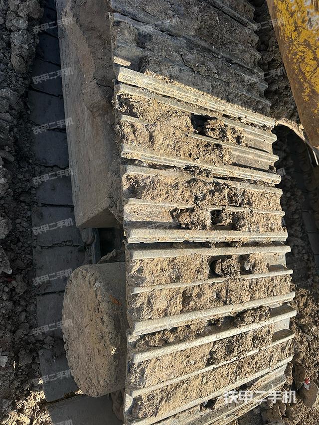 單側(cè)履帶整體（整機外觀）