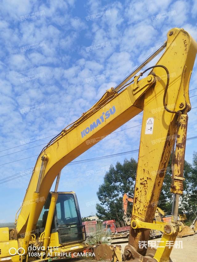 大臂整体 右侧（工作和回转装置）