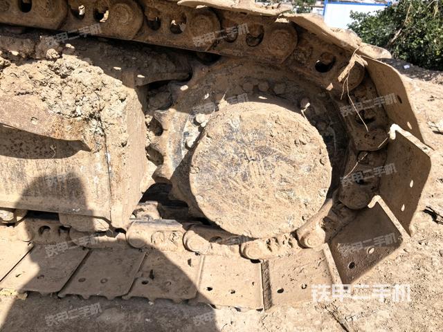 左驱动轮（行走机构）