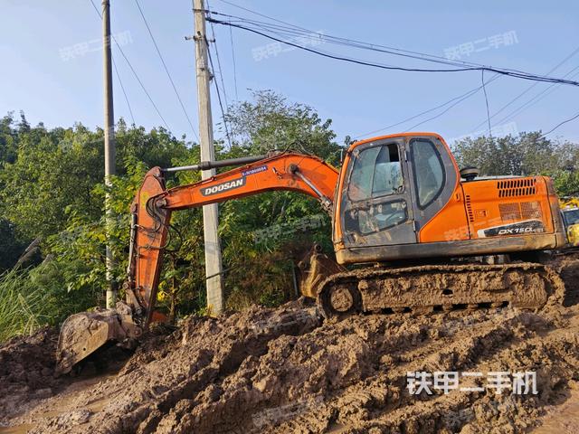 斗山DX120-9C挖掘机