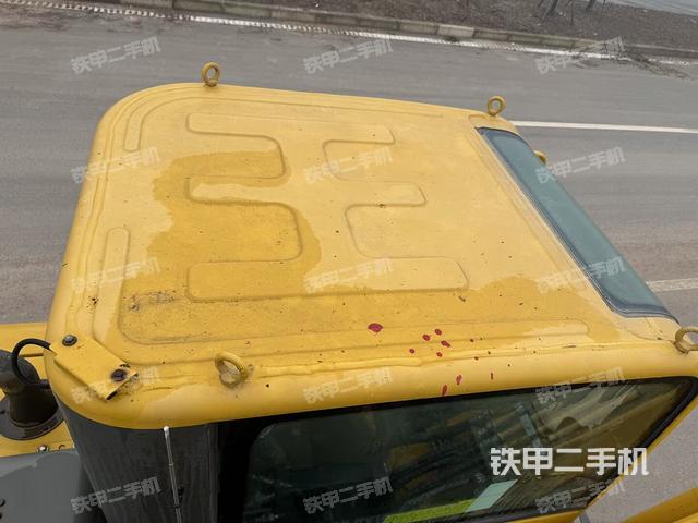 駕駛室頂部俯視（上車部件）