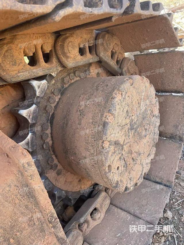 单侧履带整体（整机外观）