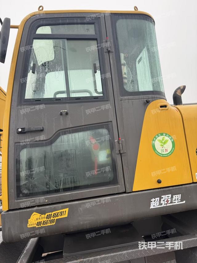 駕駛室左前45度（駕駛室部分）