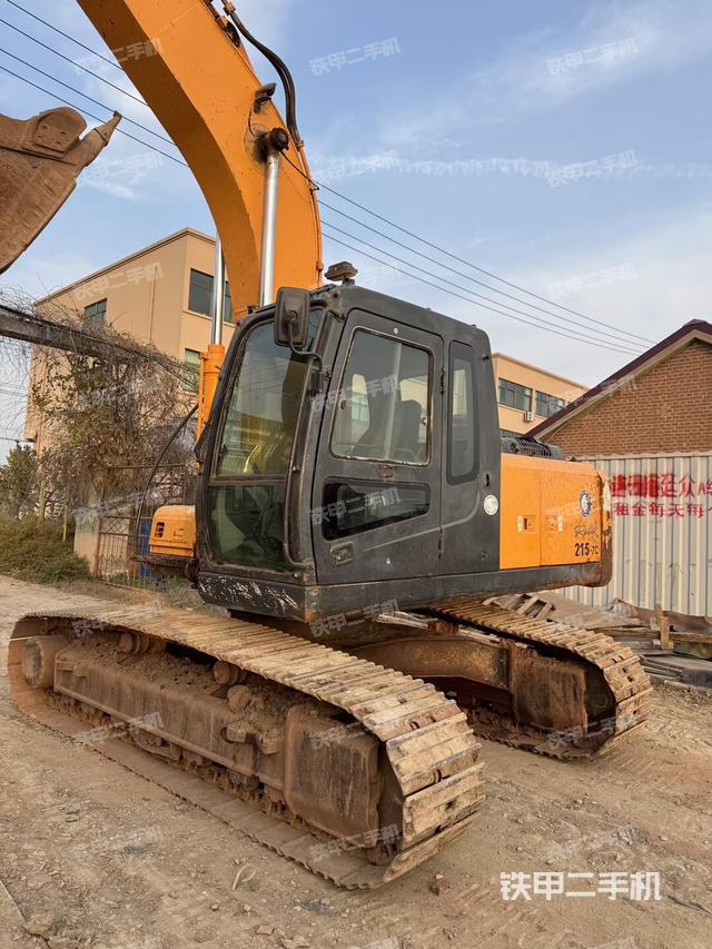 駕駛室整體（整機(jī)外觀）