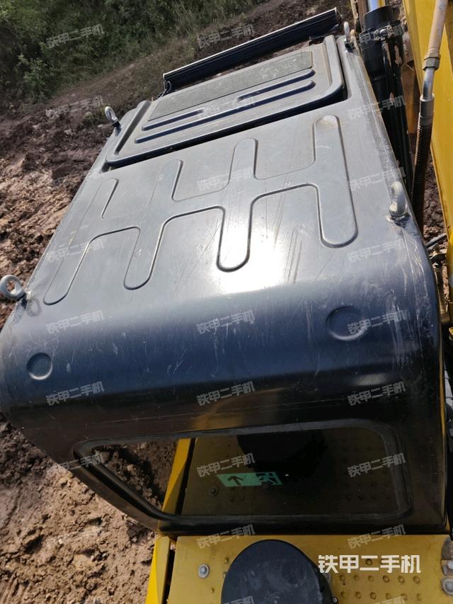 驾驶室顶部俯视（上车部件）