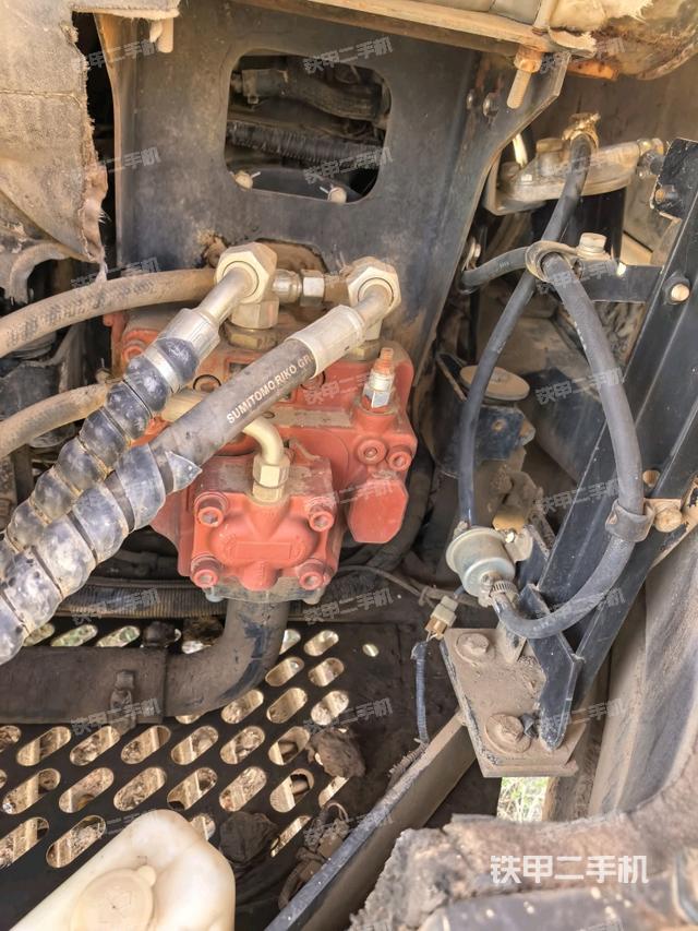 液压泵室（大件舱室）