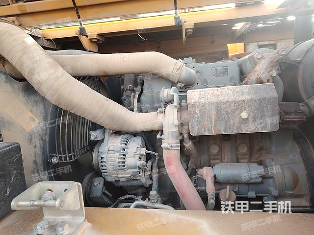 駕駛室整體（整機(jī)外觀）