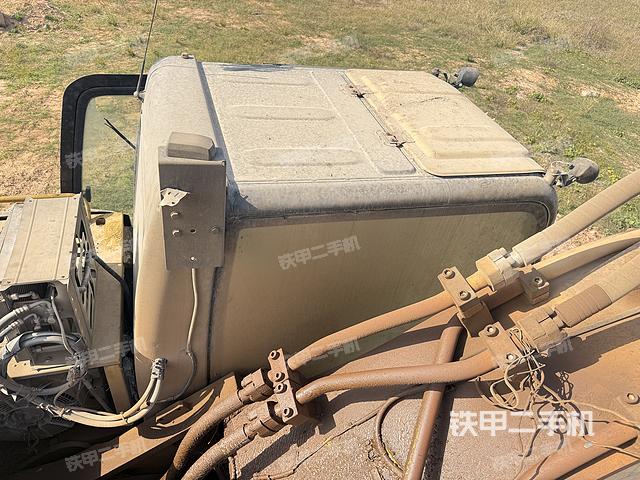 駕駛室頂部（整機(jī)外觀）