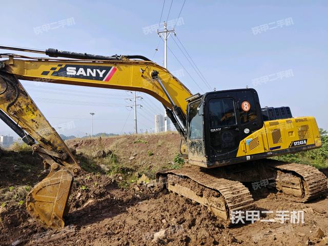 三一重工SY200C挖掘机