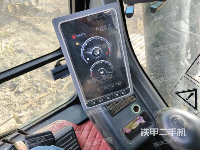 显示屏 （驾驶室部分）