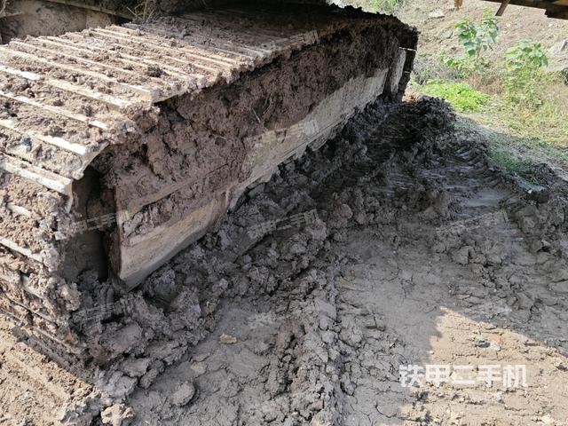 右侧履带整体（行走机构）