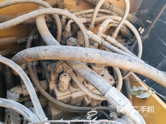 驾驶室顶部俯视（上车部件）