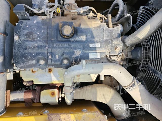 气门室盖螺丝特写（上车部件）