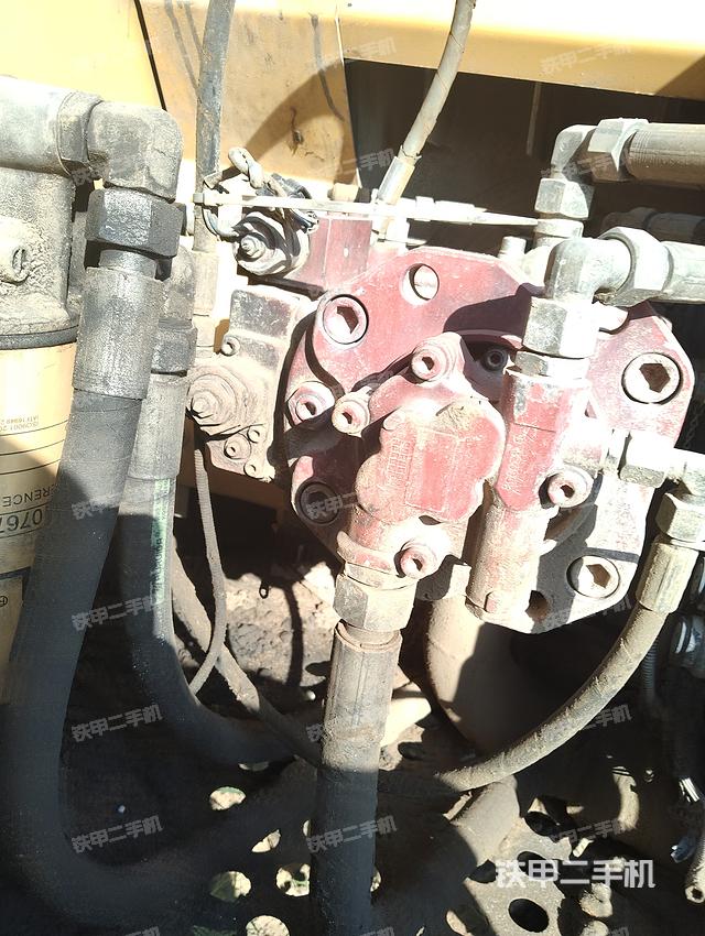 驾驶室整体（整机外观）