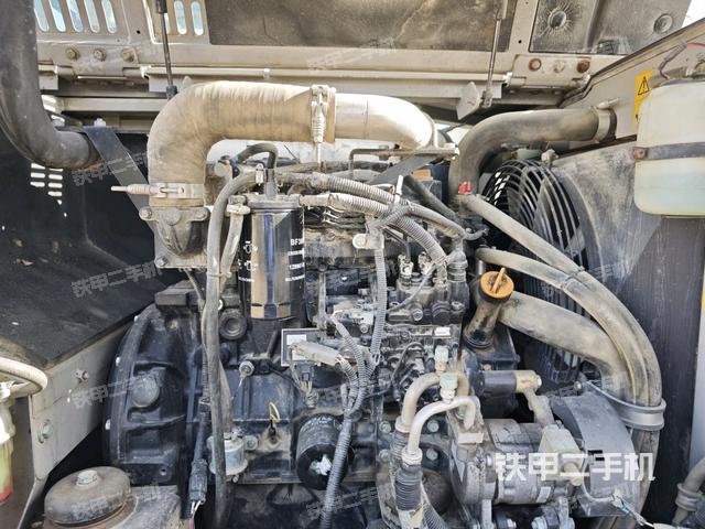 發(fā)動機(jī)室（上車部件）