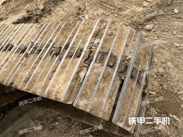 单侧履带整体（整机外观）