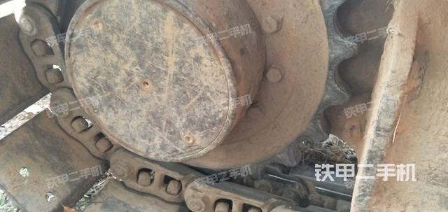 回转马达和主控阀（整机外观）