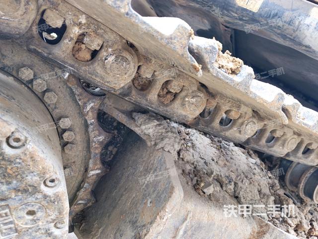 右侧行走马达盖板（行走机构）