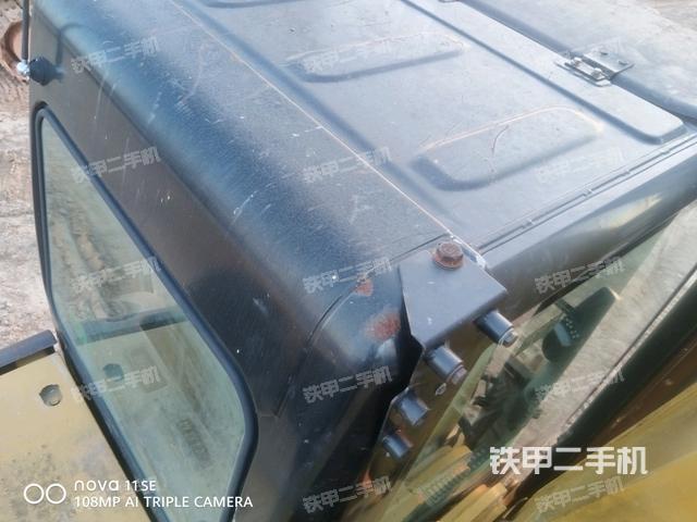 驾驶室顶部俯视（上车部件）