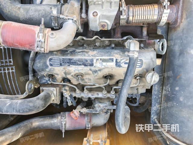 气门室盖螺丝特写（上车部件）