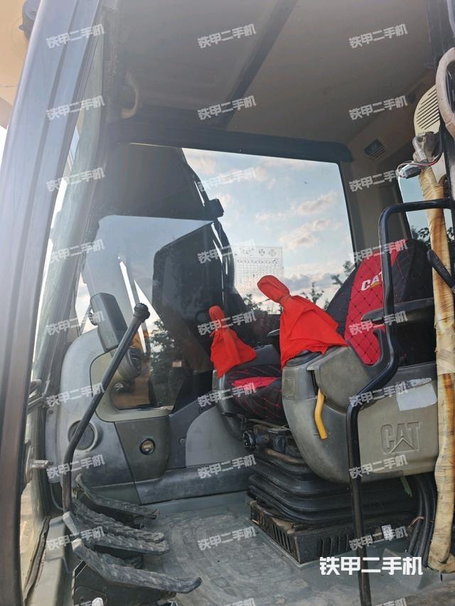 驾驶室整体（整机外观）