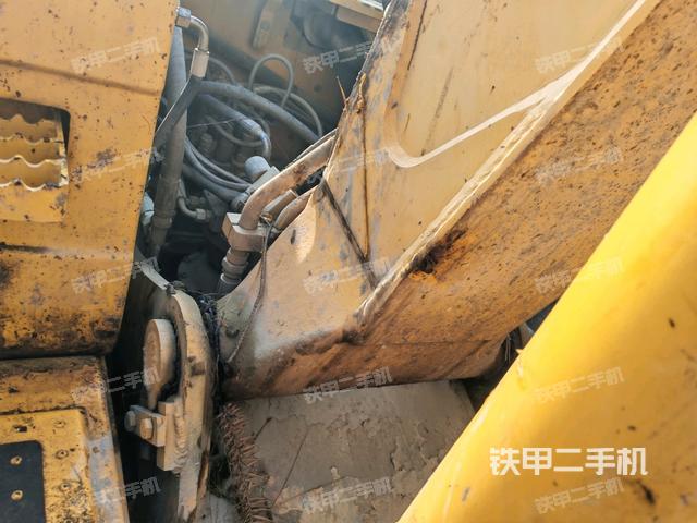 大臂根部 斜视（工作和回转装置）