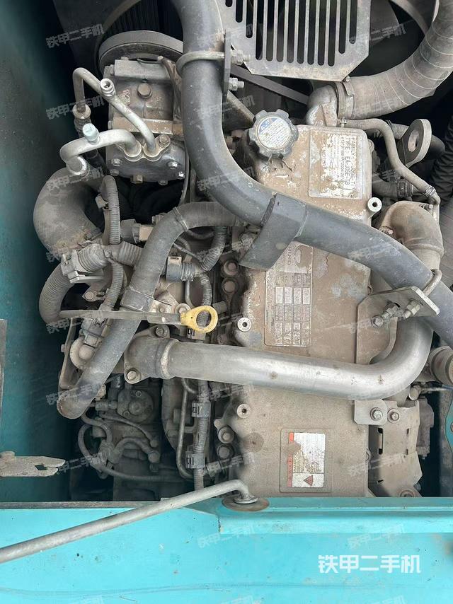 發(fā)動(dòng)機(jī)整體俯視（整機(jī)外觀）