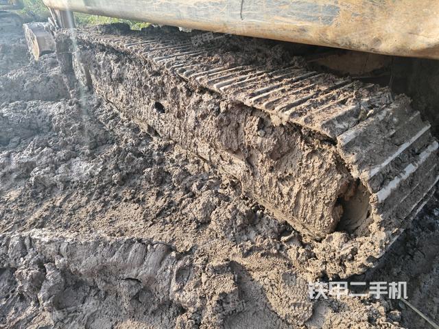 左侧履带整体 （行走机构）