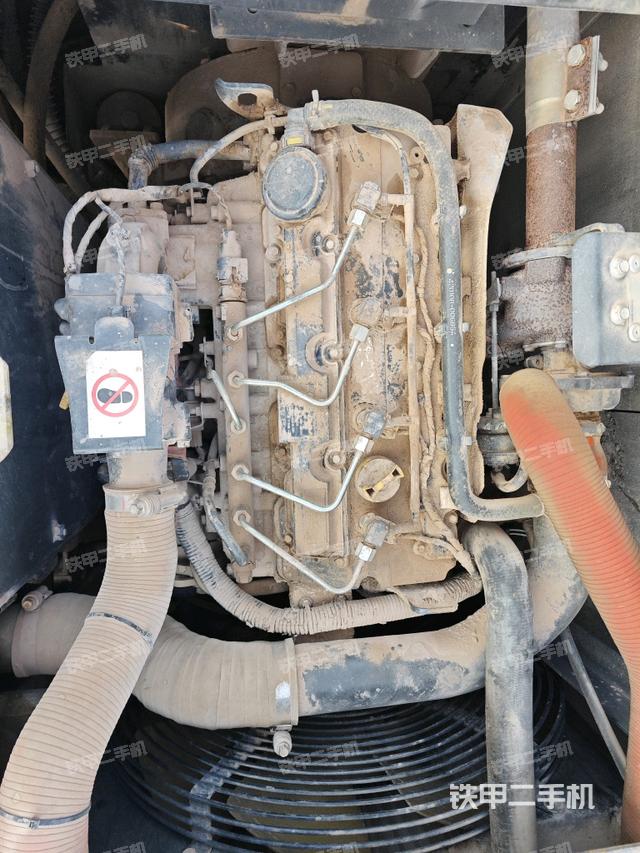 发动机室（上车部件）