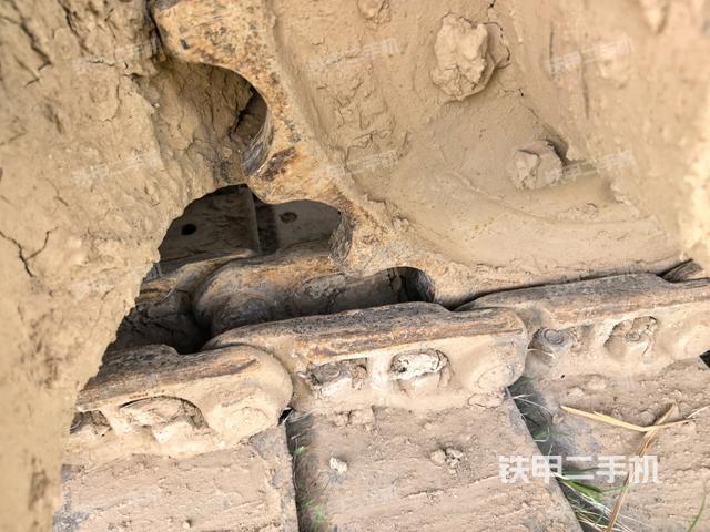 右驱动轮（行走机构）