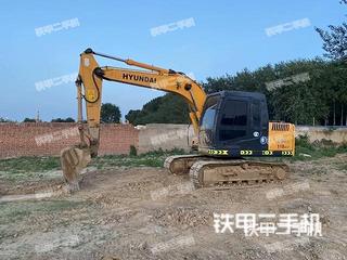 现代R110-7挖掘机实拍图片