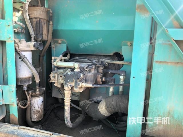 液压泵斜45 右（大件舱室）