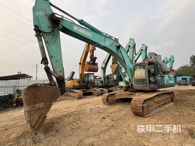 神钢SK350LC-8挖掘机