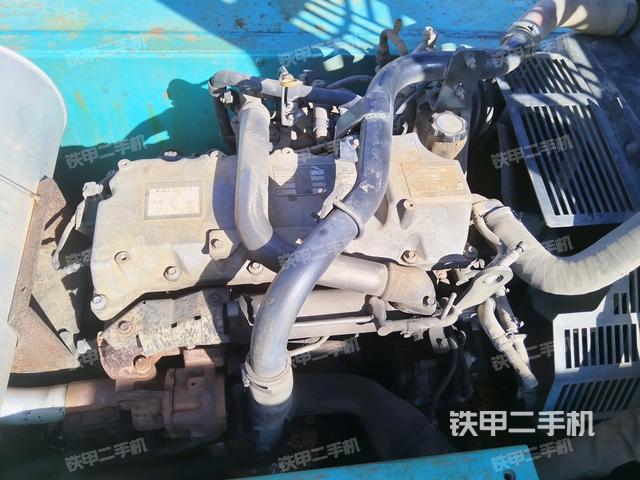 气门室盖螺丝特写（上车部件）