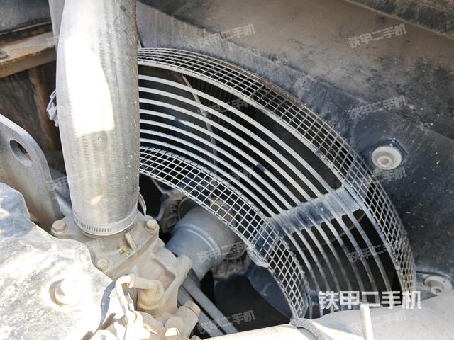 水箱+风扇特写（上车部件）