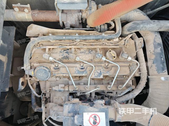 气门室盖螺丝特写（上车部件）