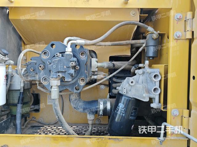 液压泵室（大件舱室）