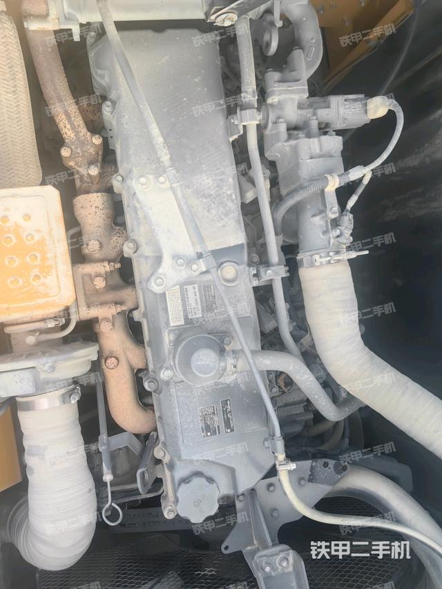 发动机室（上车部件）